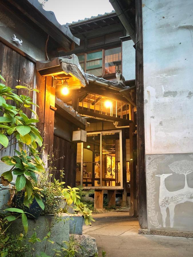 Onomichi Guest House Anago-No-Nedoko Exterior photo